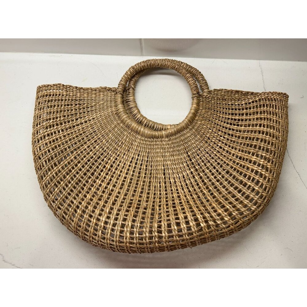 Woven Grass Medium Half-Round Beach Everyday Tote Bag - Picture 3 of 6